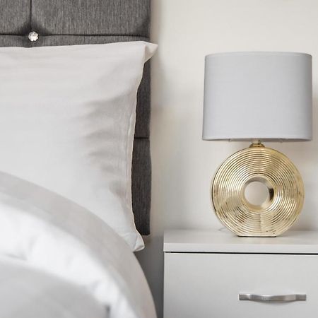 Morland Apartments - Hornchurch London Ngoại thất bức ảnh