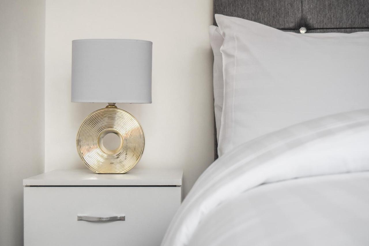 Morland Apartments - Hornchurch London Ngoại thất bức ảnh